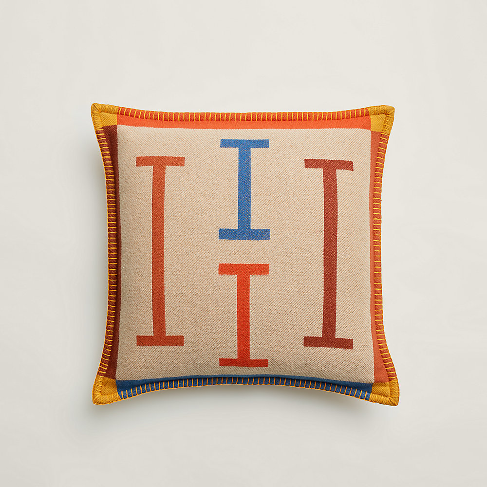 HI pillow | Hermès Portugal